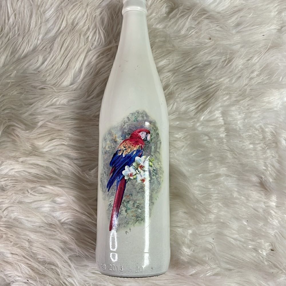 Mayrich Company Decorative Mccaw Bottle Vase ,White With Mccaw Graphic , 11 1/2” - Picture 5 of 7